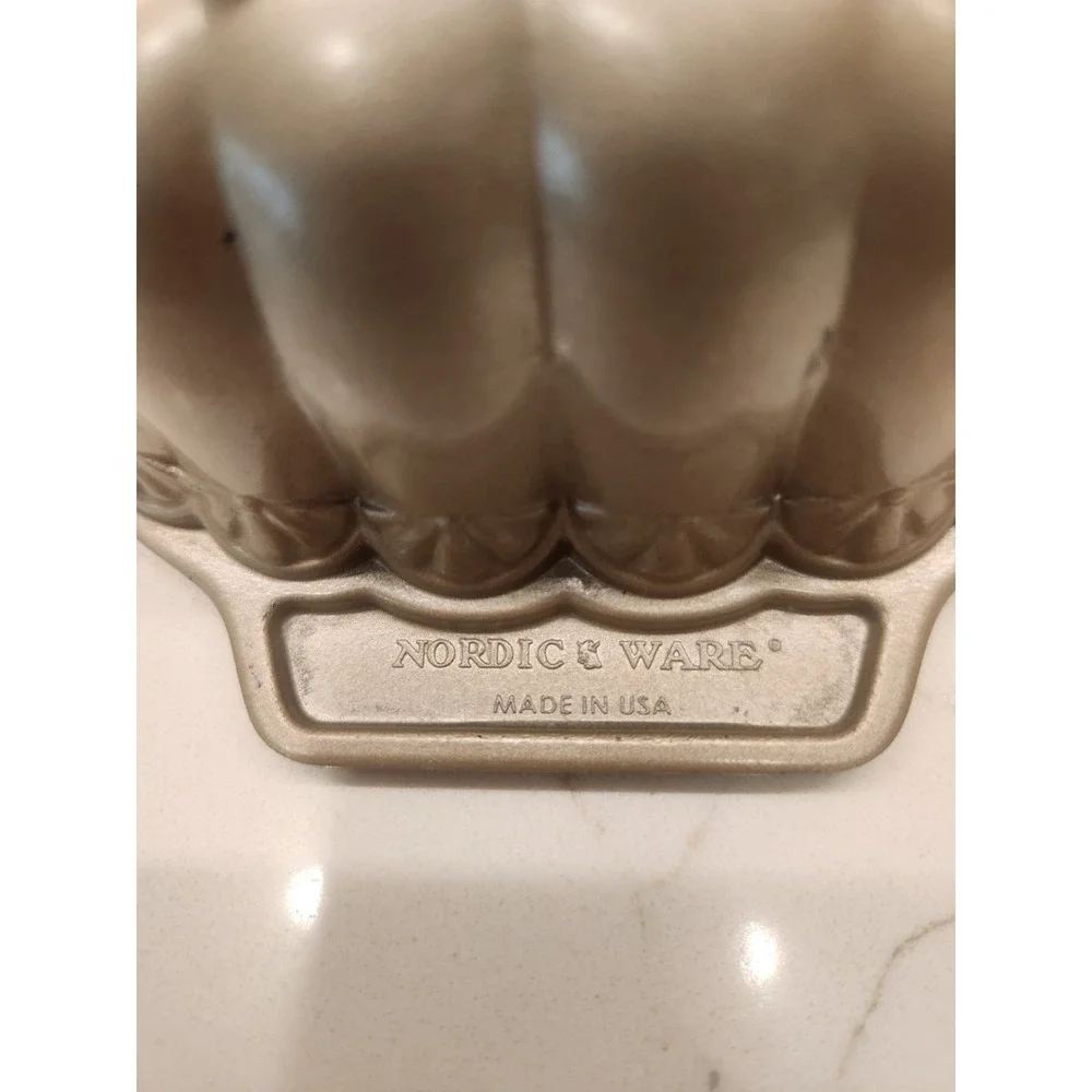 Nordic Ware Lemon Bread Loaf Pan 5.5